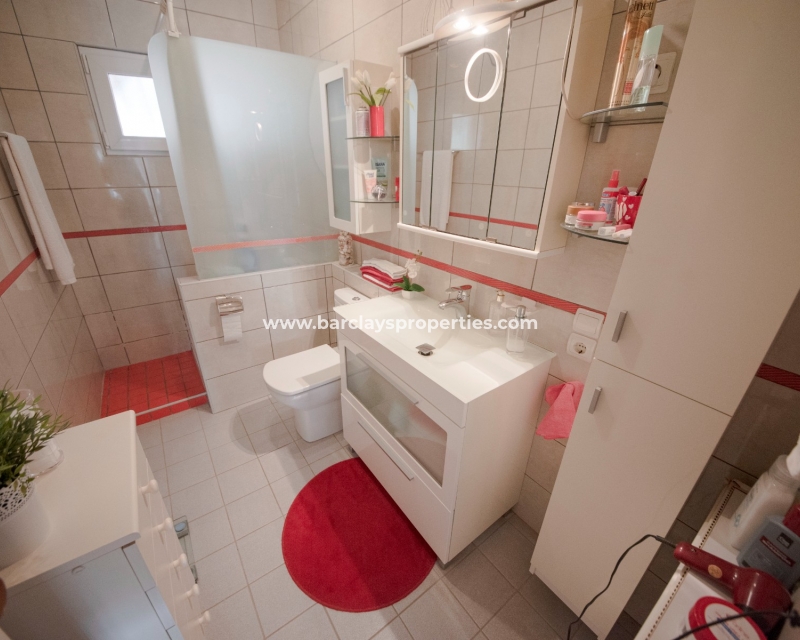 Wederverkoop - Vrijstaande Villa - Urb. El Oasis - La Marina