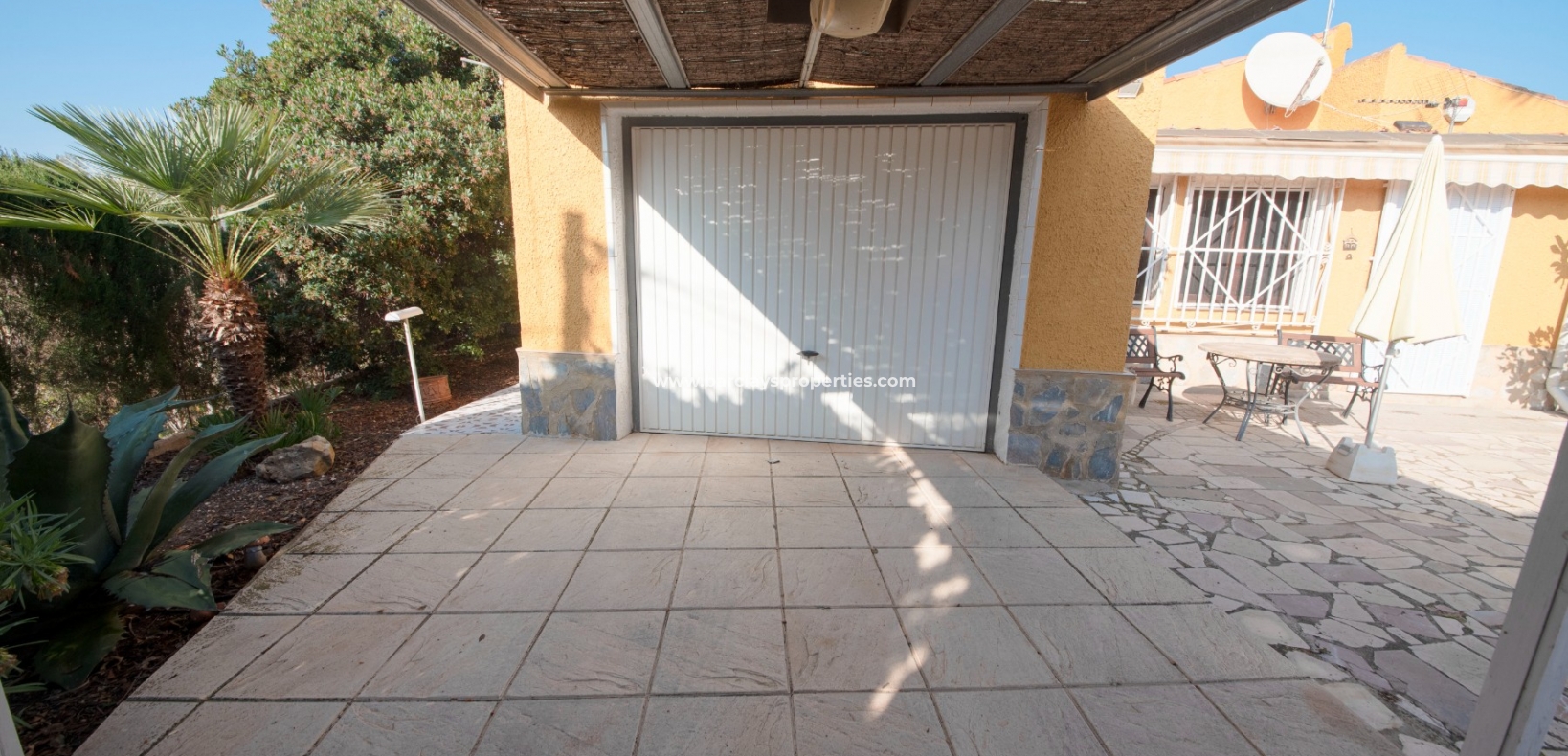 Wederverkoop - Vrijstaande Villa - Urb. El Oasis - La Marina