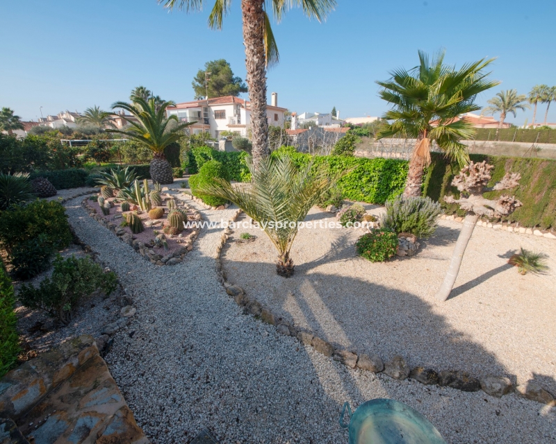 Wederverkoop - Vrijstaande Villa - Urb. El Oasis - La Marina