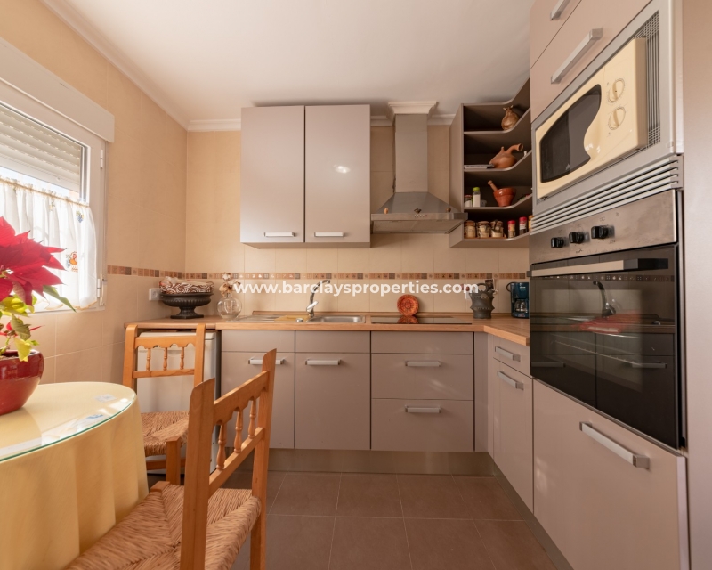 Wederverkoop - Vrijstaande Villa - Urb. El Oasis - La Marina