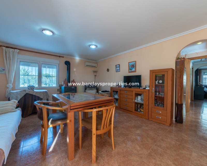 Wederverkoop - Vrijstaande Villa - Urb. El Oasis - La Marina