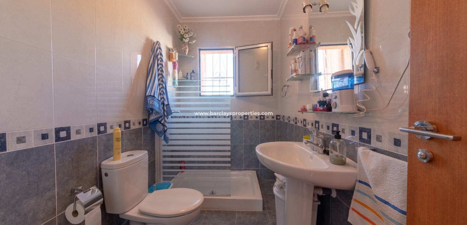 Wederverkoop - Vrijstaande Villa - Urb. El Oasis - La Marina