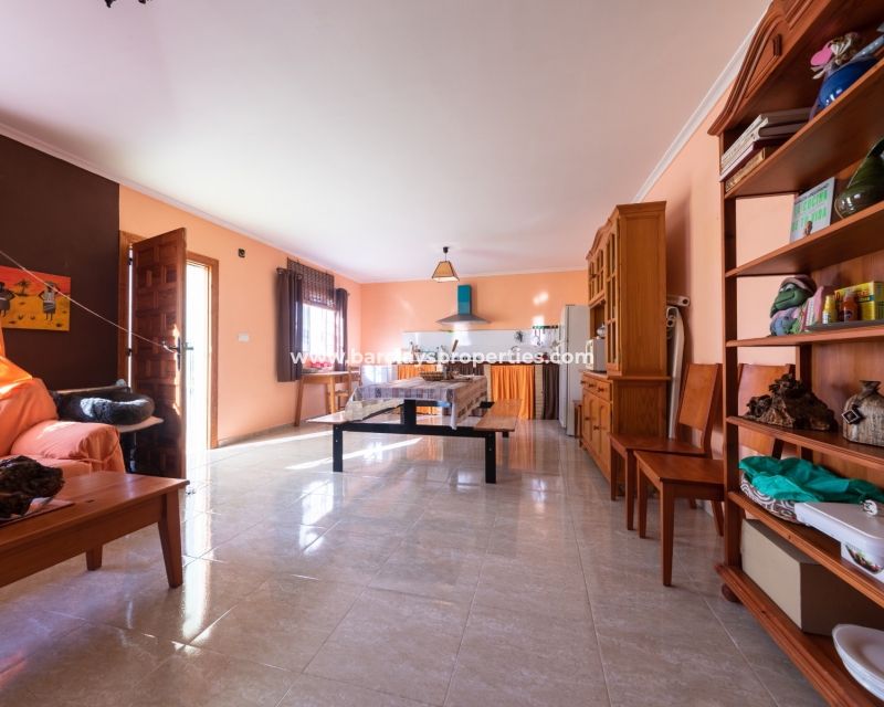 Wederverkoop - Vrijstaande Villa - Urb. El Oasis - La Marina