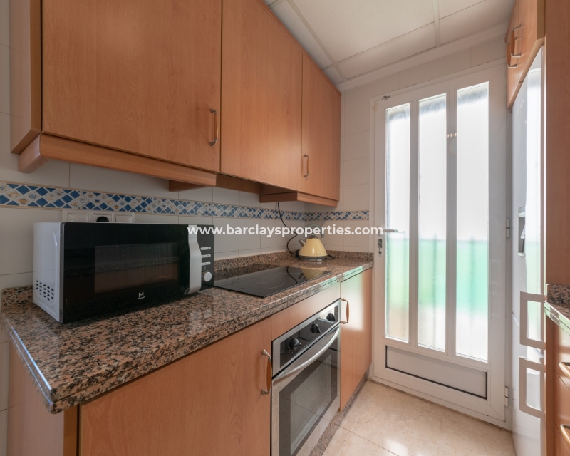 Wederverkoop - Vrijstaande Villa - Urb. El Oasis - La Marina