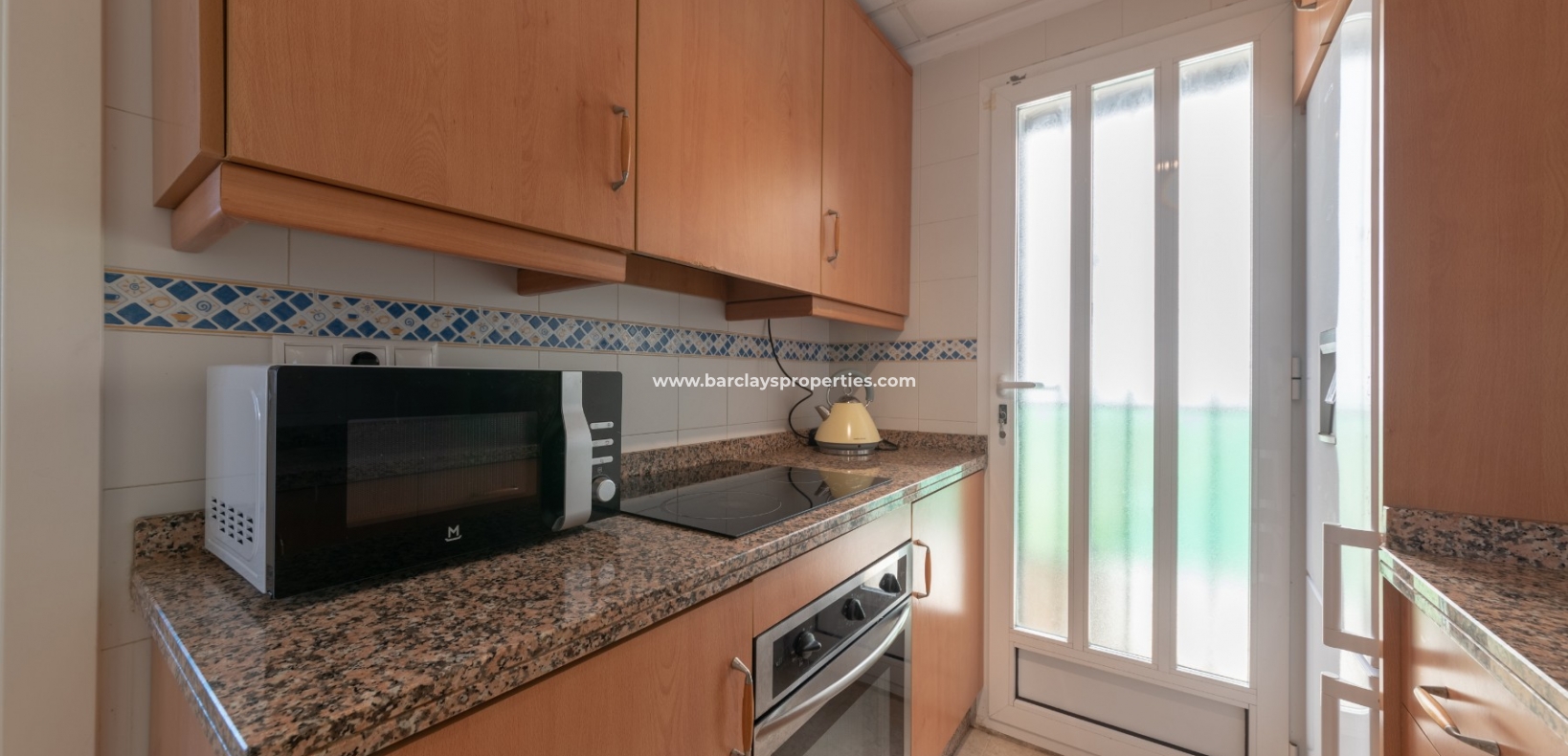 Wederverkoop - Vrijstaande Villa - Urb. El Oasis - La Marina