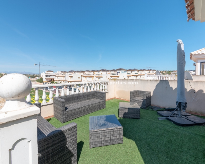 Wederverkoop - Vrijstaande Villa - Urb. El Oasis - La Marina