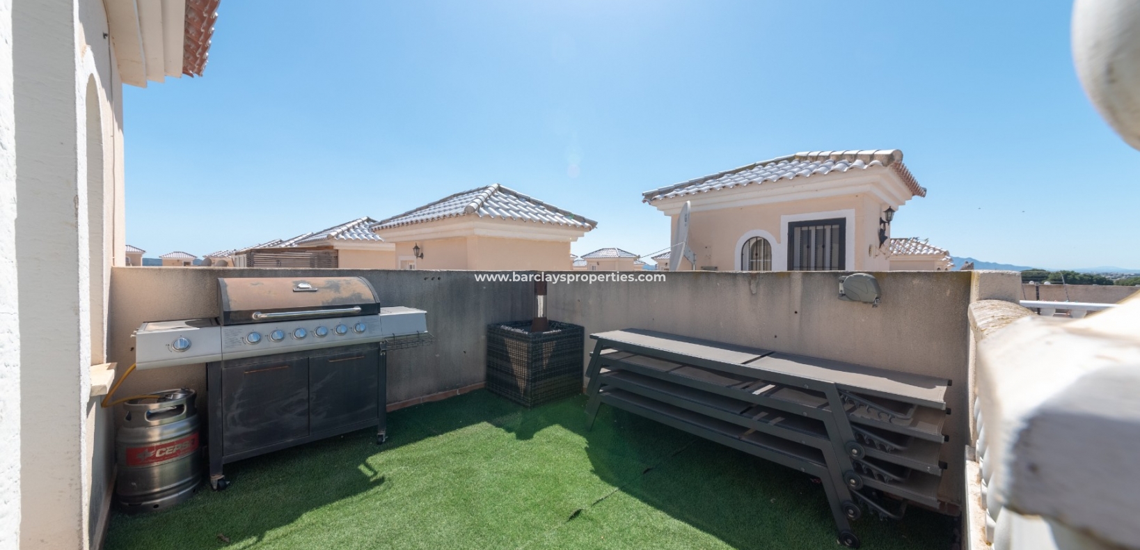 Wederverkoop - Vrijstaande Villa - Urb. El Oasis - La Marina