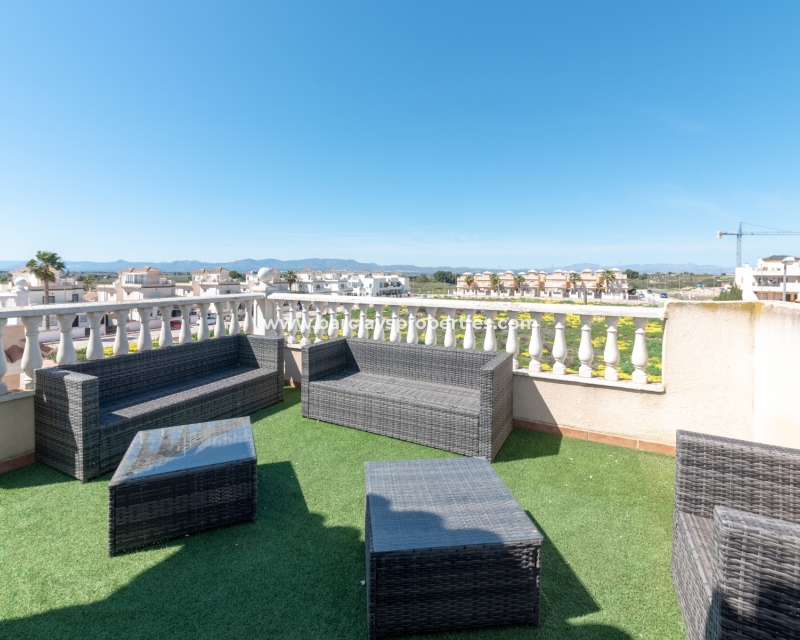 Wederverkoop - Vrijstaande Villa - Urb. El Oasis - La Marina