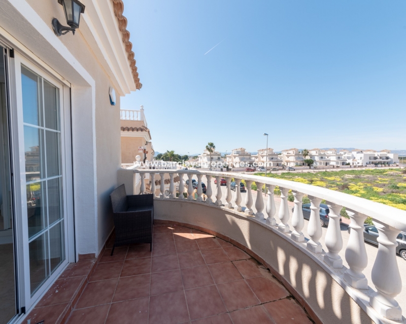 Wederverkoop - Vrijstaande Villa - Urb. El Oasis - La Marina