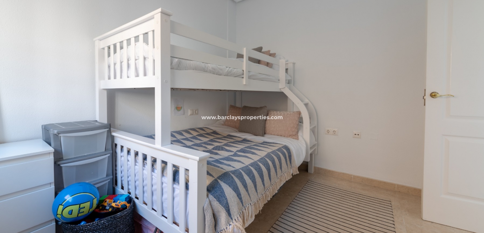 Wederverkoop - Vrijstaande Villa - Urb. El Oasis - La Marina