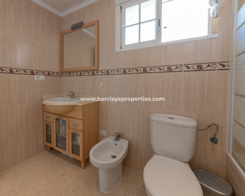 Wederverkoop - Vrijstaande Villa - Urb. El Oasis - La Marina