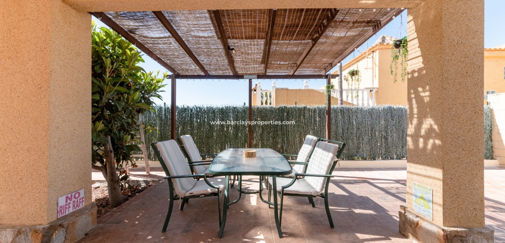 Wederverkoop - Vrijstaande Villa - Urb. El Oasis - La Marina