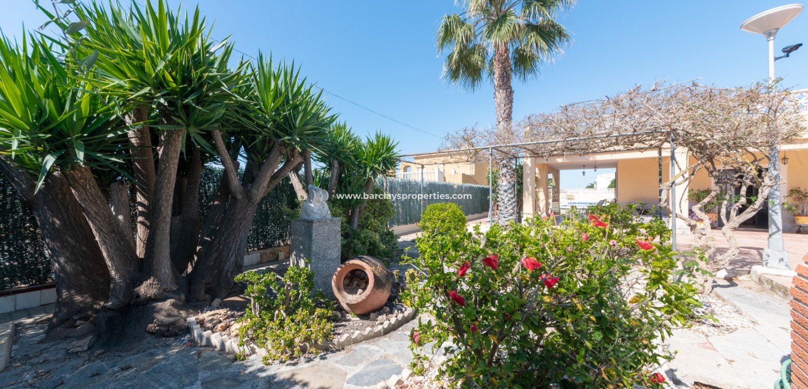 Wederverkoop - Vrijstaande Villa - Urb. El Oasis - La Marina