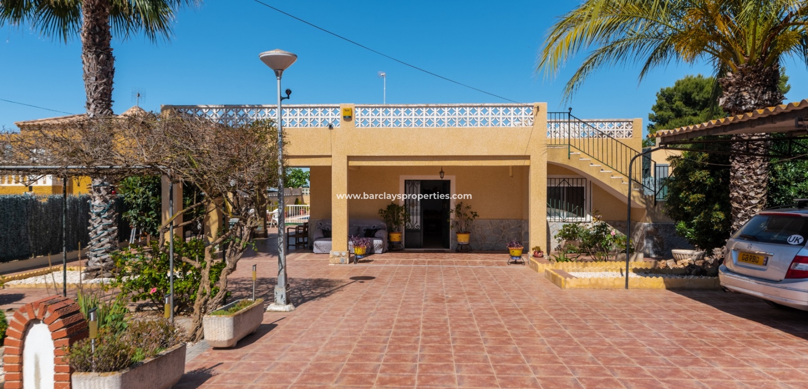 Wederverkoop - Vrijstaande Villa - Urb. El Oasis - La Marina