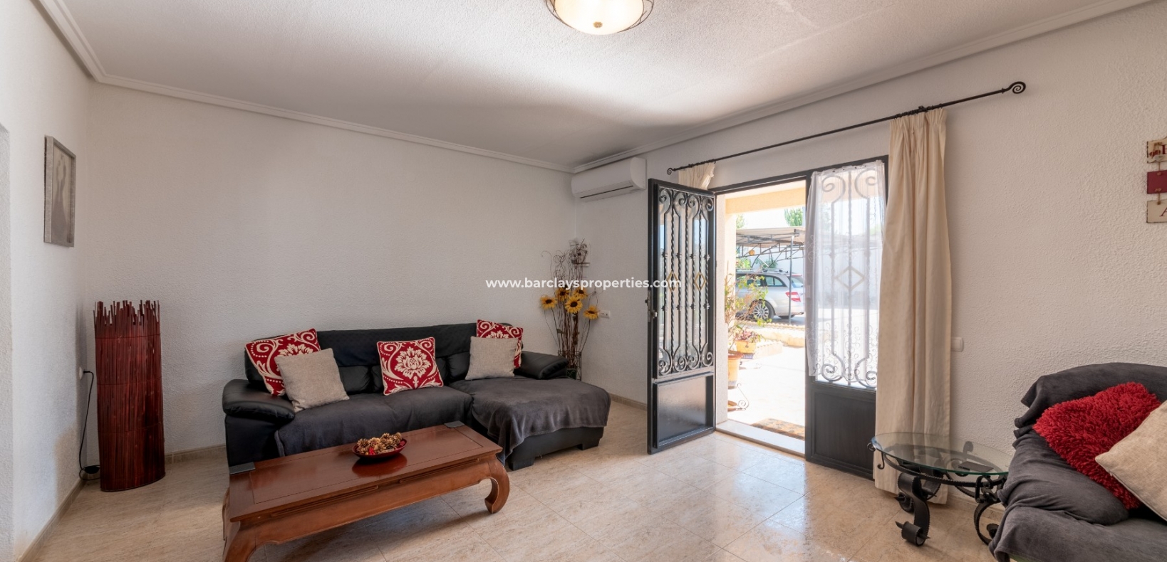 Wederverkoop - Vrijstaande Villa - Urb. El Oasis - La Marina