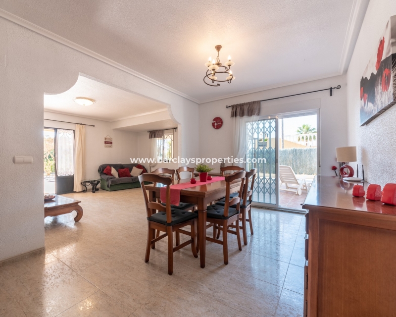 Wederverkoop - Vrijstaande Villa - Urb. El Oasis - La Marina