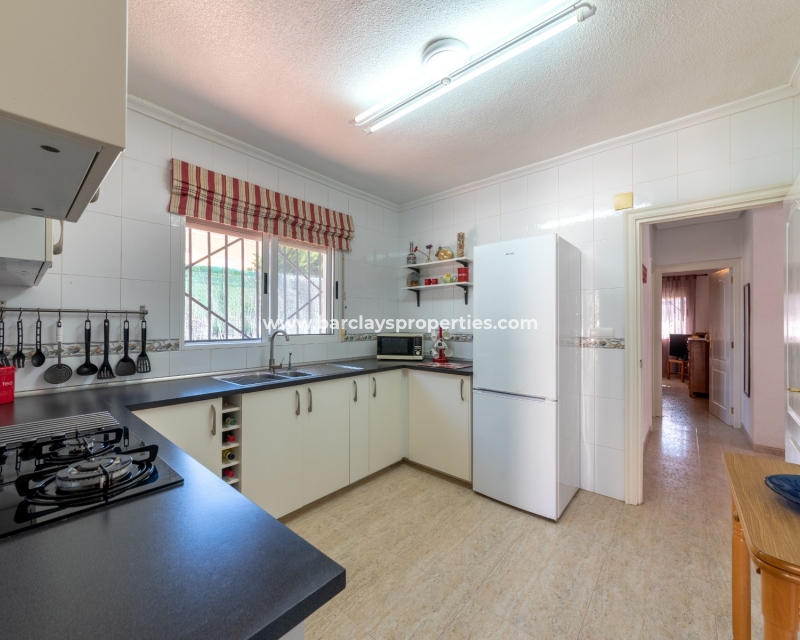 Wederverkoop - Vrijstaande Villa - Urb. El Oasis - La Marina