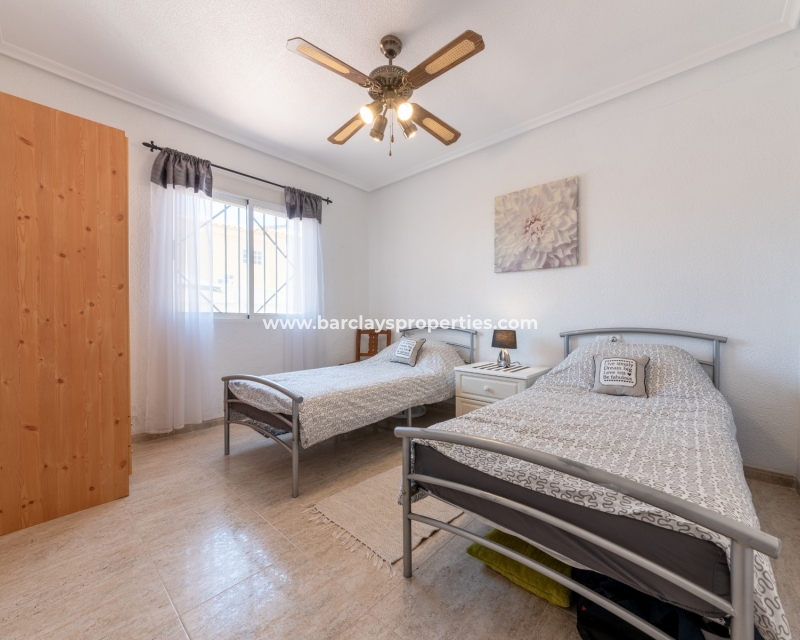 Wederverkoop - Vrijstaande Villa - Urb. El Oasis - La Marina