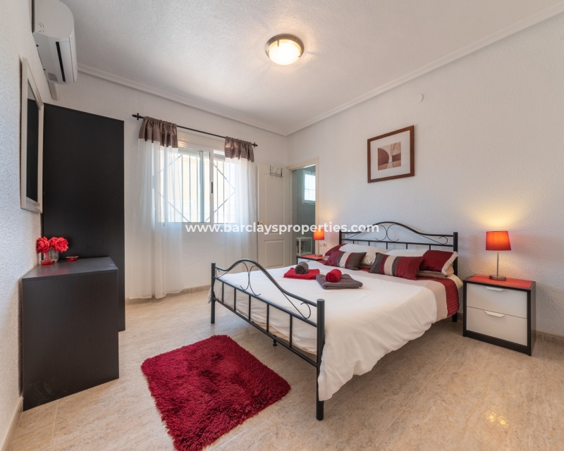 Wederverkoop - Vrijstaande Villa - Urb. El Oasis - La Marina