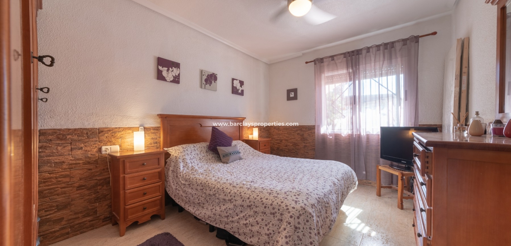 Wederverkoop - Vrijstaande Villa - Urb. El Oasis - La Marina