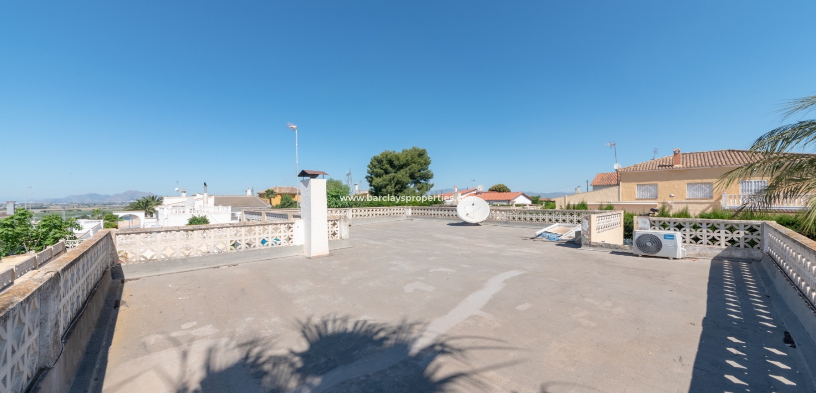 Wederverkoop - Vrijstaande Villa - Urb. El Oasis - La Marina