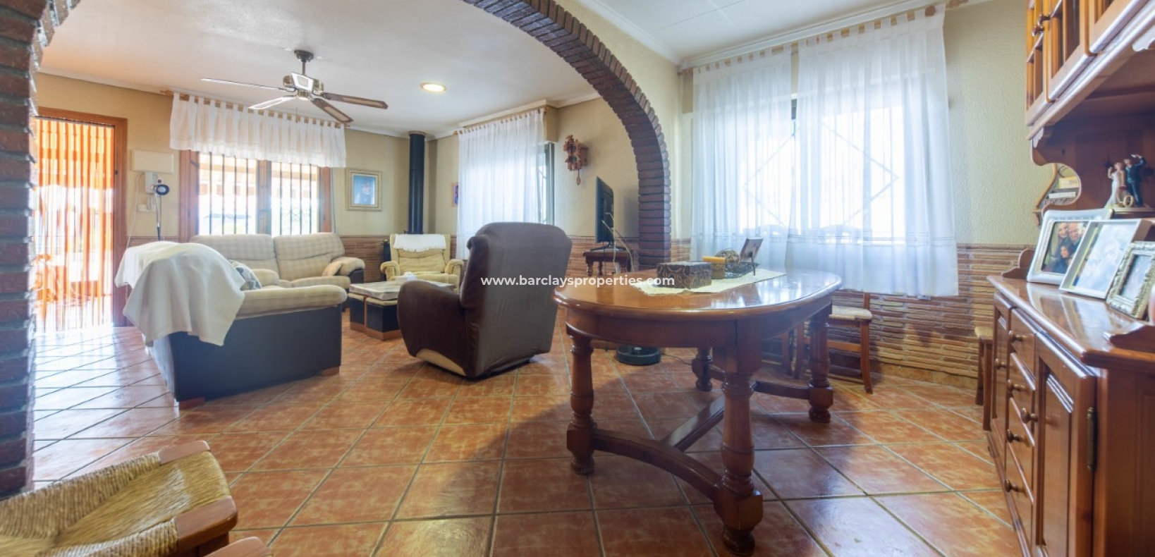 Wederverkoop - Vrijstaande Villa - Urb. El Oasis - La Marina