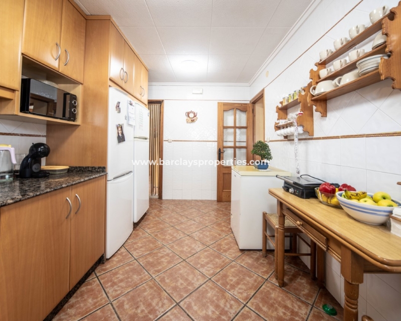 Wederverkoop - Vrijstaande Villa - Urb. El Oasis - La Marina