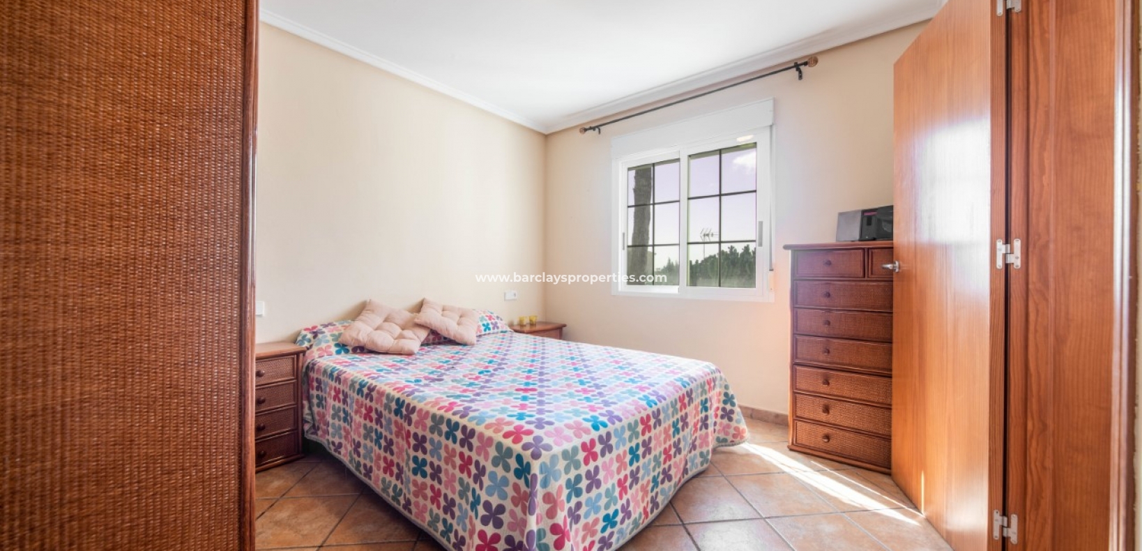 Wederverkoop - Vrijstaande Villa - Urb. El Oasis - La Marina