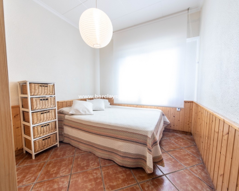 Wederverkoop - Vrijstaande Villa - Urb. El Oasis - La Marina