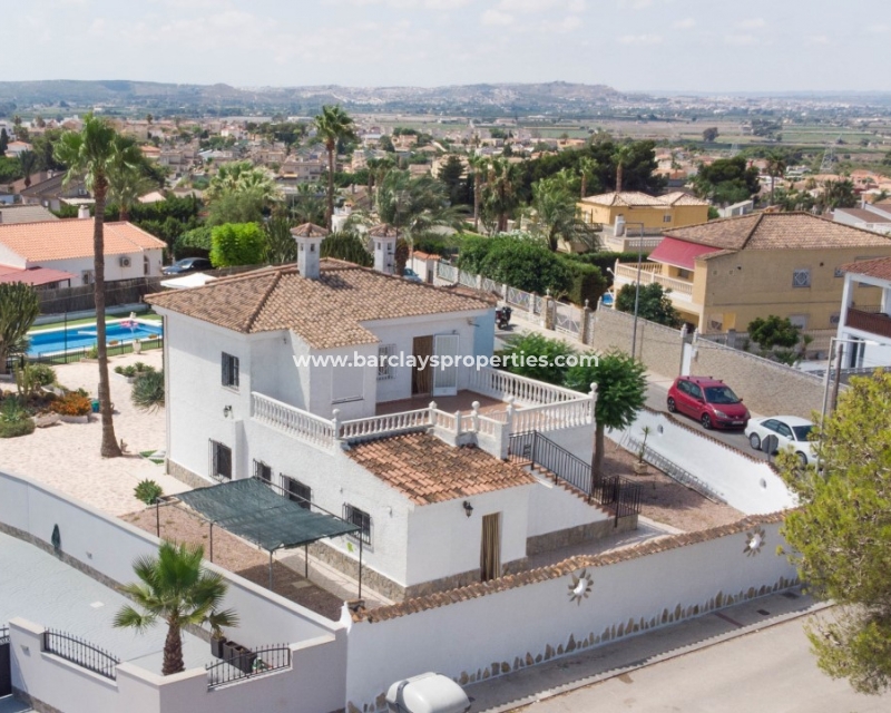 Wederverkoop - Vrijstaande Villa - Urb. El Oasis - La Marina