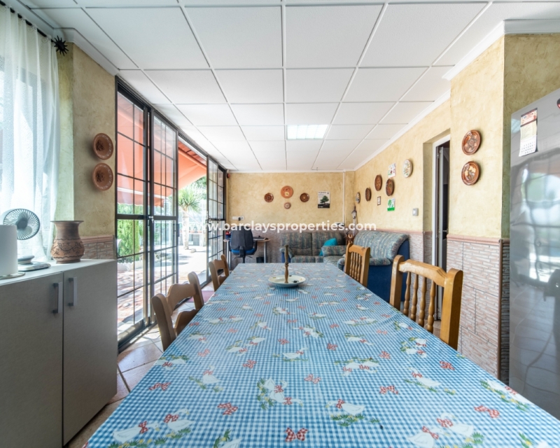 Wederverkoop - Vrijstaande Villa - Urb. El Oasis - La Marina