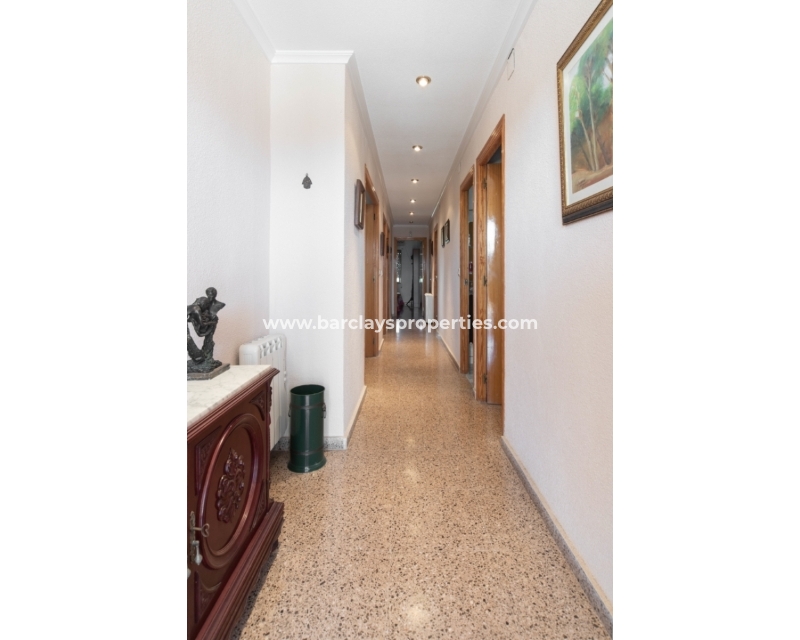 Wederverkoop - Vrijstaande Villa - Urb. El Oasis - La Marina