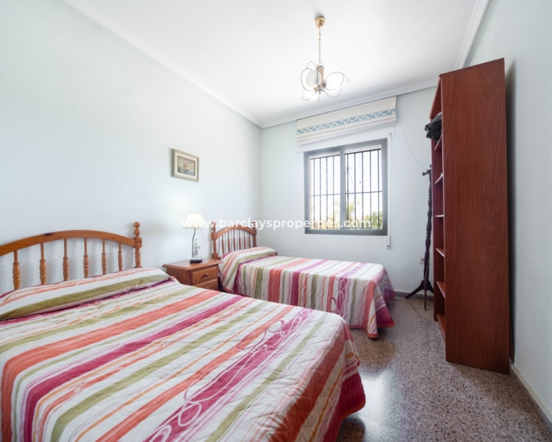 Wederverkoop - Vrijstaande Villa - Urb. El Oasis - La Marina