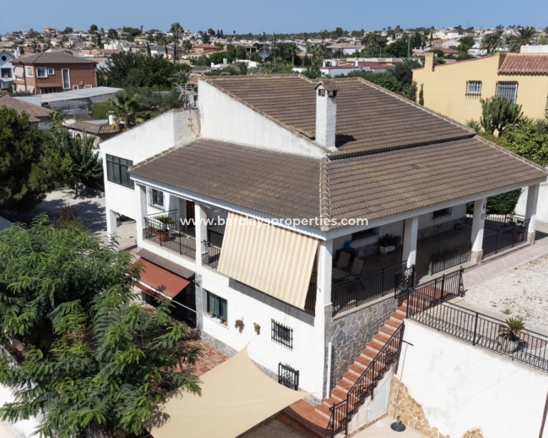 Wederverkoop - Vrijstaande Villa - Urb. El Oasis - La Marina