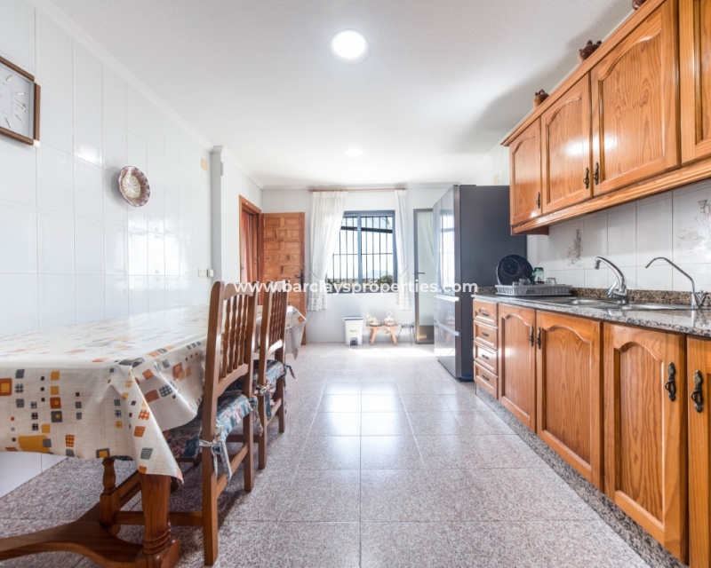 Wederverkoop - Vrijstaande Villa - Urb. El Oasis - La Marina