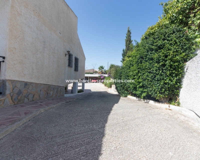 Wederverkoop - Vrijstaande Villa - Urb. El Oasis - La Marina