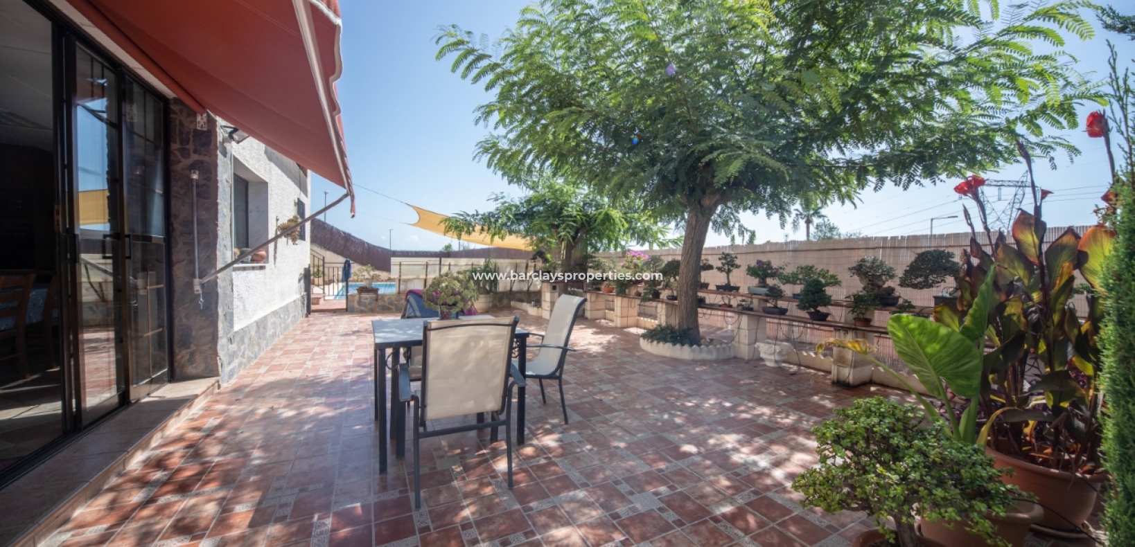 Wederverkoop - Vrijstaande Villa - Urb. El Oasis - La Marina