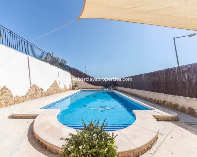 Wederverkoop - Vrijstaande Villa - Urb. El Oasis - La Marina