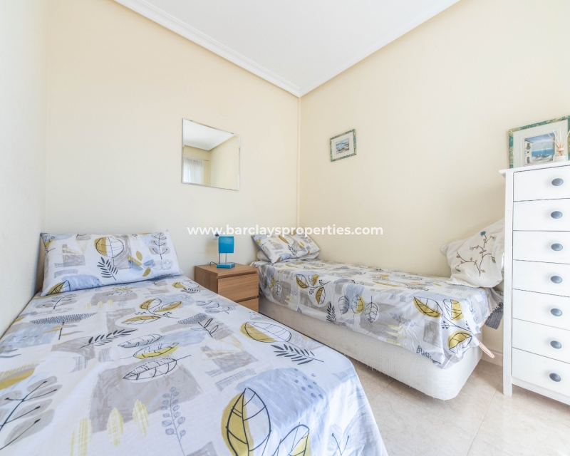 Wederverkoop - Vrijstaande Villa - Urb. El Oasis - La Marina