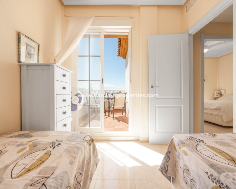 Wederverkoop - Vrijstaande Villa - Urb. El Oasis - La Marina