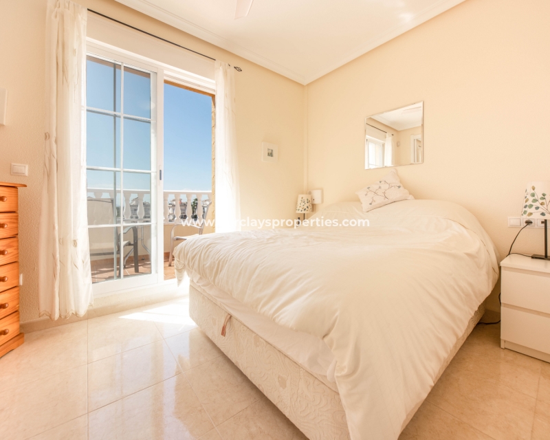 Wederverkoop - Vrijstaande Villa - Urb. El Oasis - La Marina