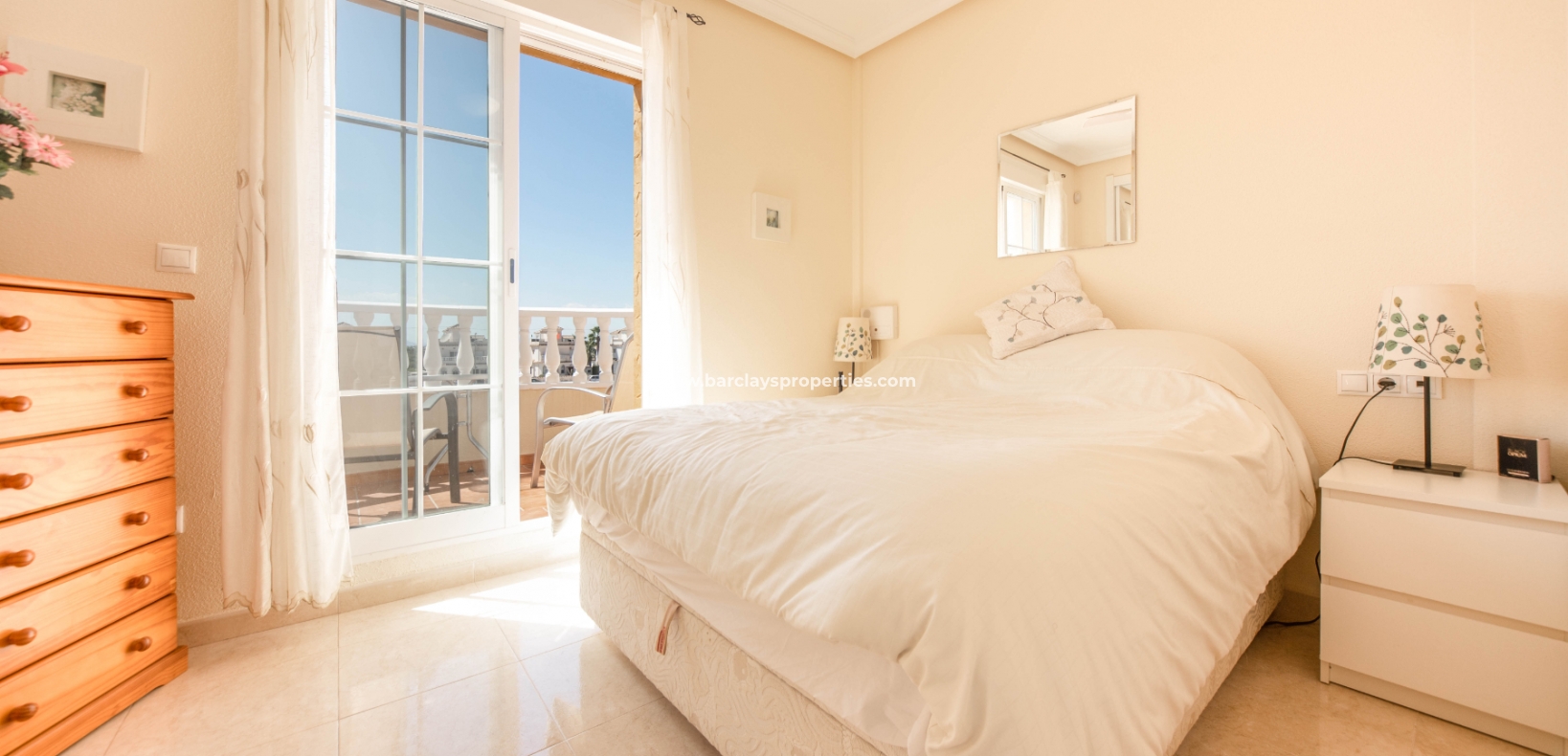 Wederverkoop - Vrijstaande Villa - Urb. El Oasis - La Marina