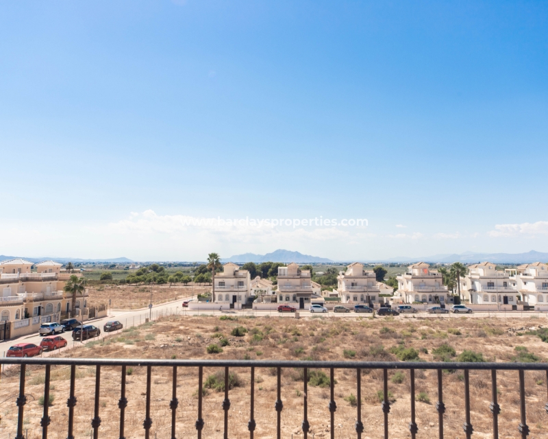 Wederverkoop - Vrijstaande Villa - Urb. El Oasis - La Marina