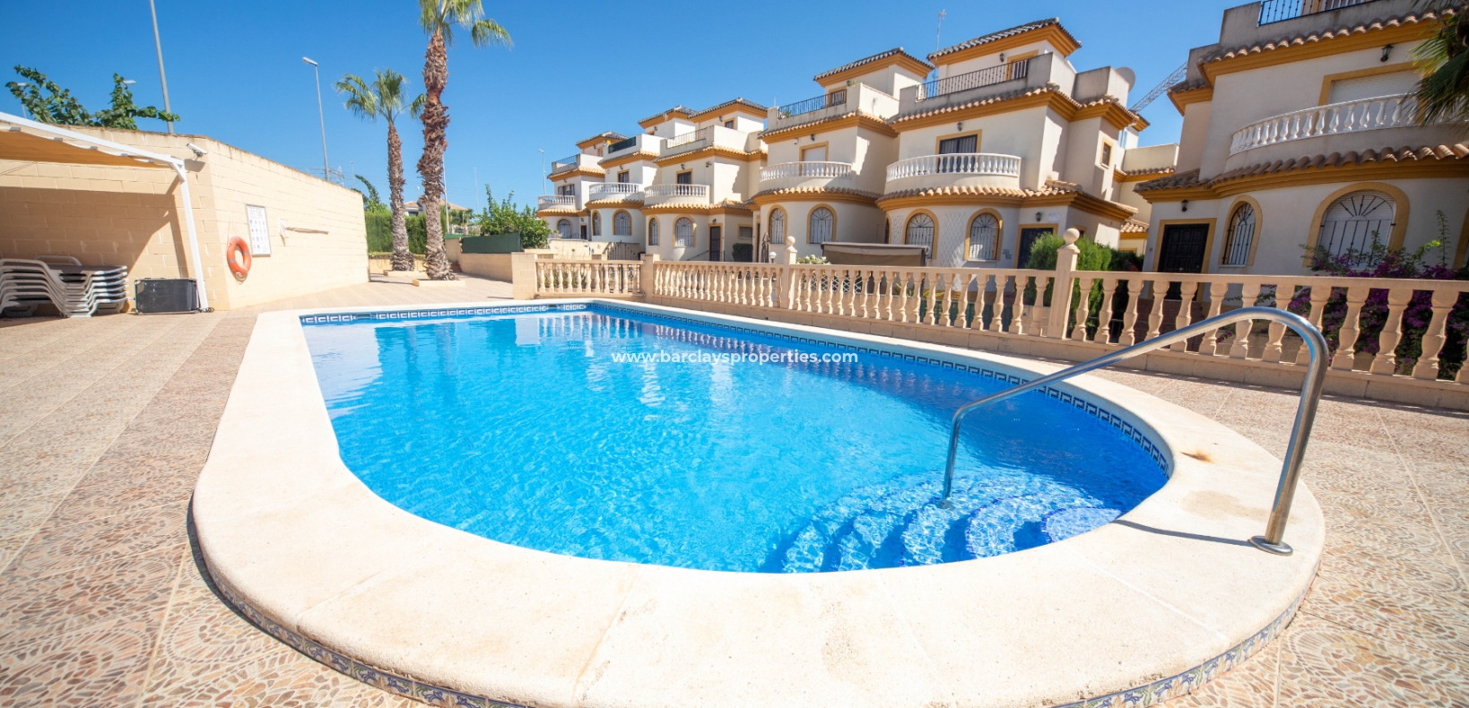 Wederverkoop - Vrijstaande Villa - Urb. El Oasis - La Marina