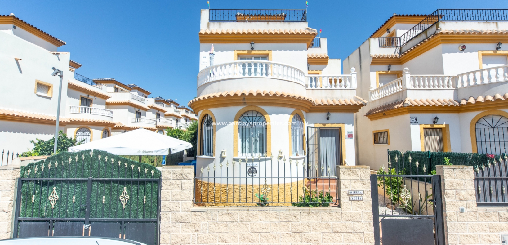 Wederverkoop - Vrijstaande Villa - Urb. El Oasis - La Marina