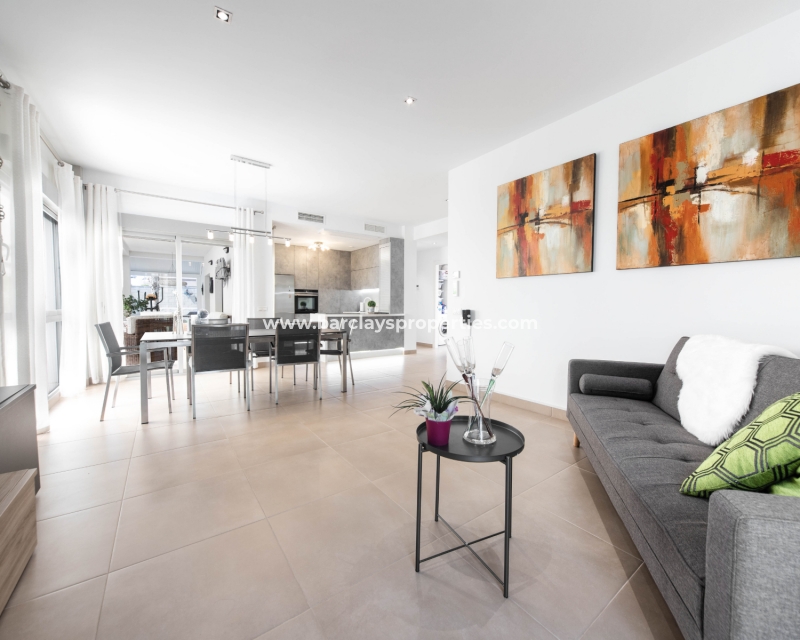 Wederverkoop - Vrijstaande Villa - Urb. El Oasis - La Marina