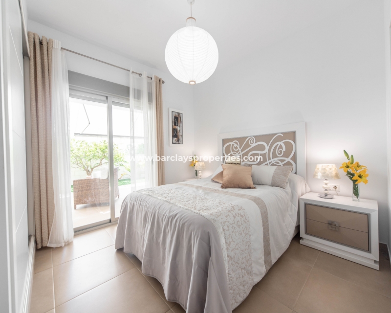 Wederverkoop - Vrijstaande Villa - Urb. El Oasis - La Marina