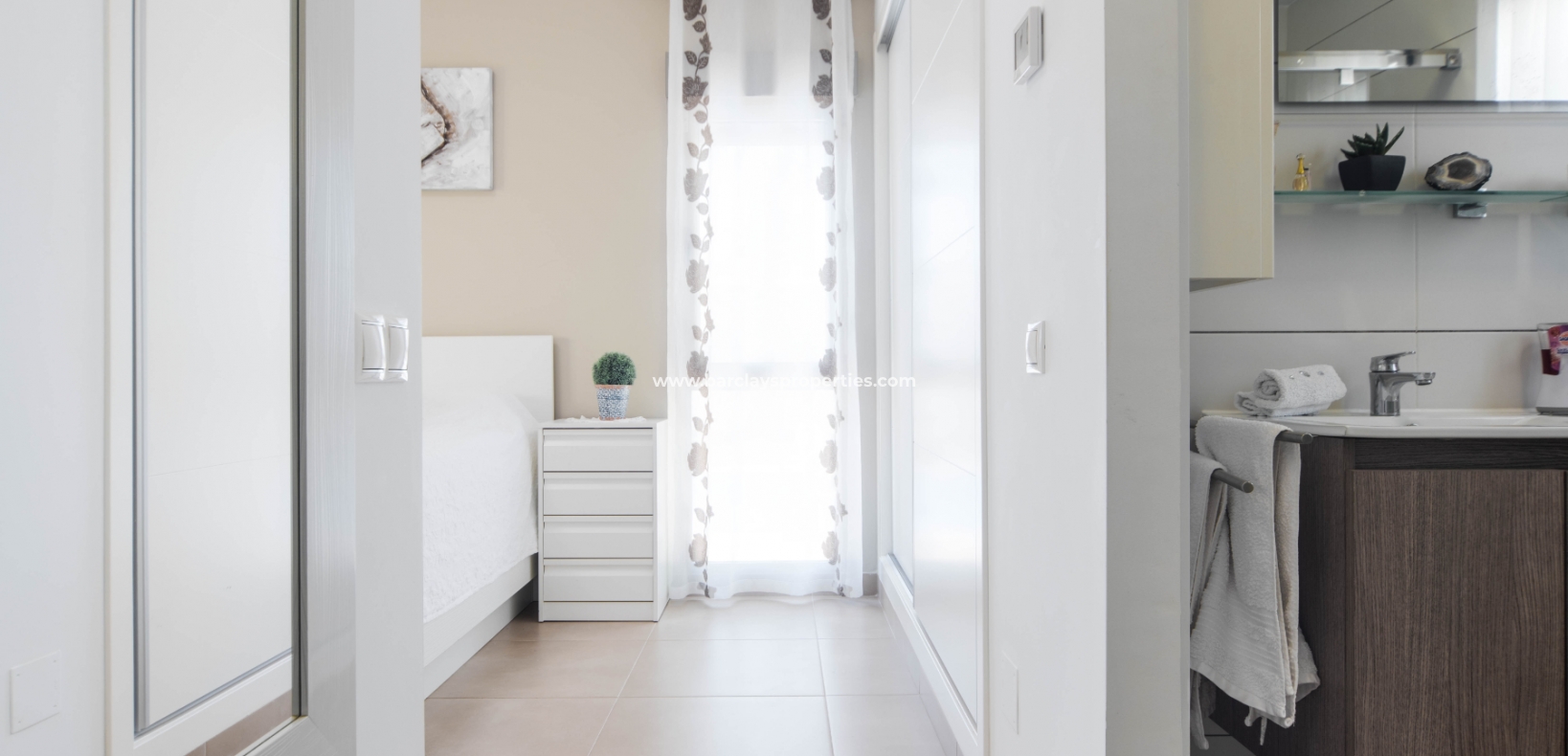 Wederverkoop - Vrijstaande Villa - Urb. El Oasis - La Marina