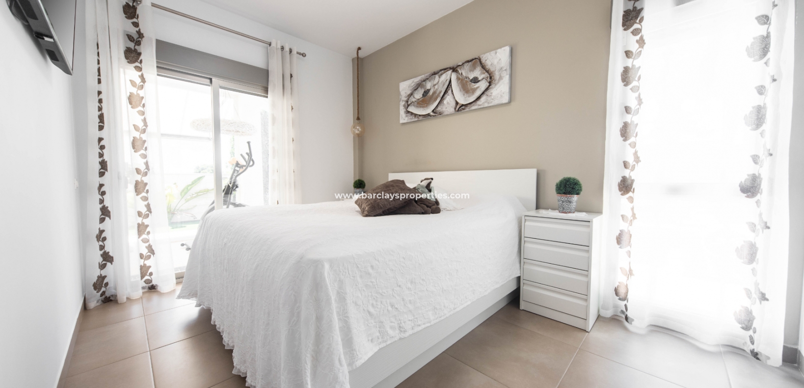 Wederverkoop - Vrijstaande Villa - Urb. El Oasis - La Marina