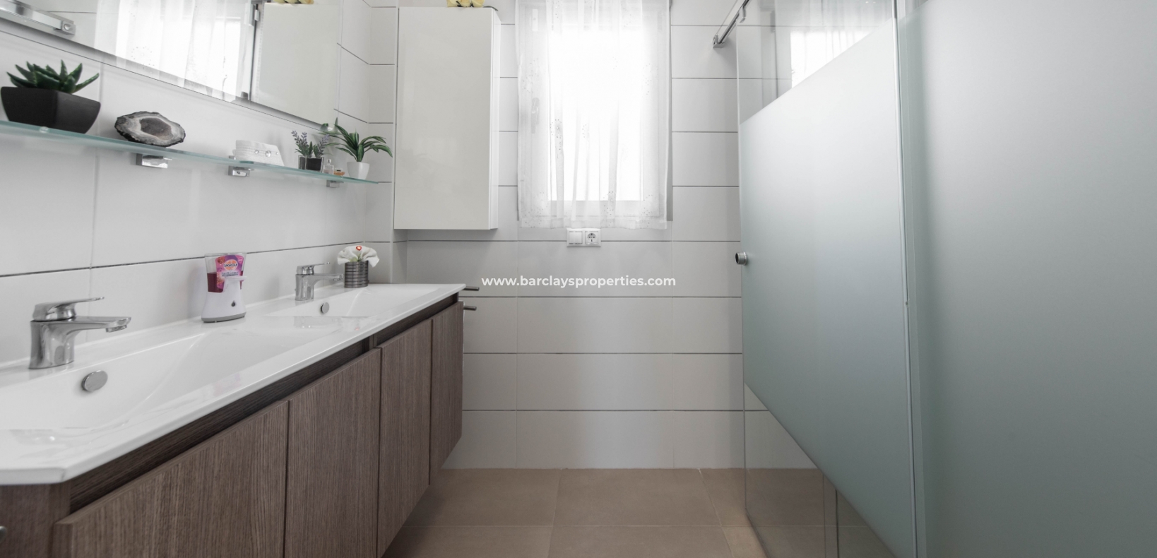 Wederverkoop - Vrijstaande Villa - Urb. El Oasis - La Marina